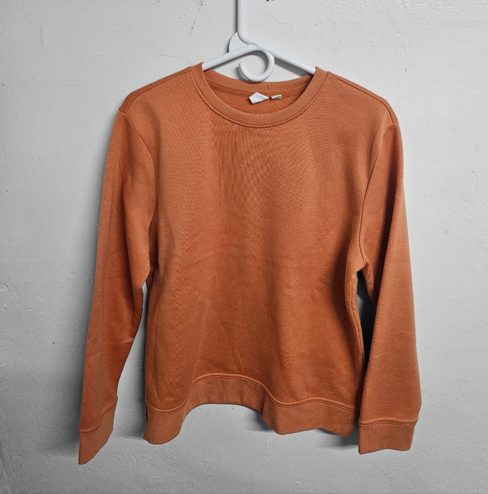 GAP Orange Crew Neck Sweater Knit Minimalist